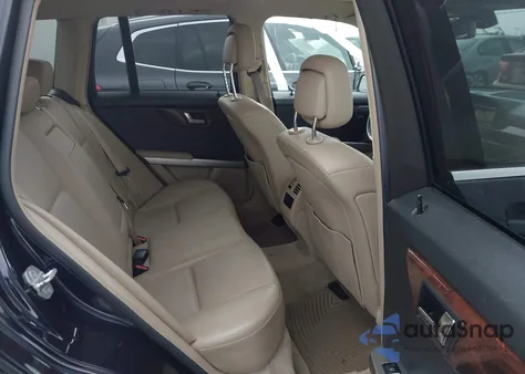 2011 Mercedes-Benz Glk 350 4Matic z USA, uszkodzony, nr VIN WDCGG8HB6BF637449